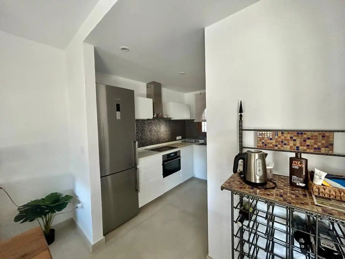 Cocina de Casa o chalet en venta en L'Alfàs del Pi con Aire acondicionado, Jardín privado y Terraza