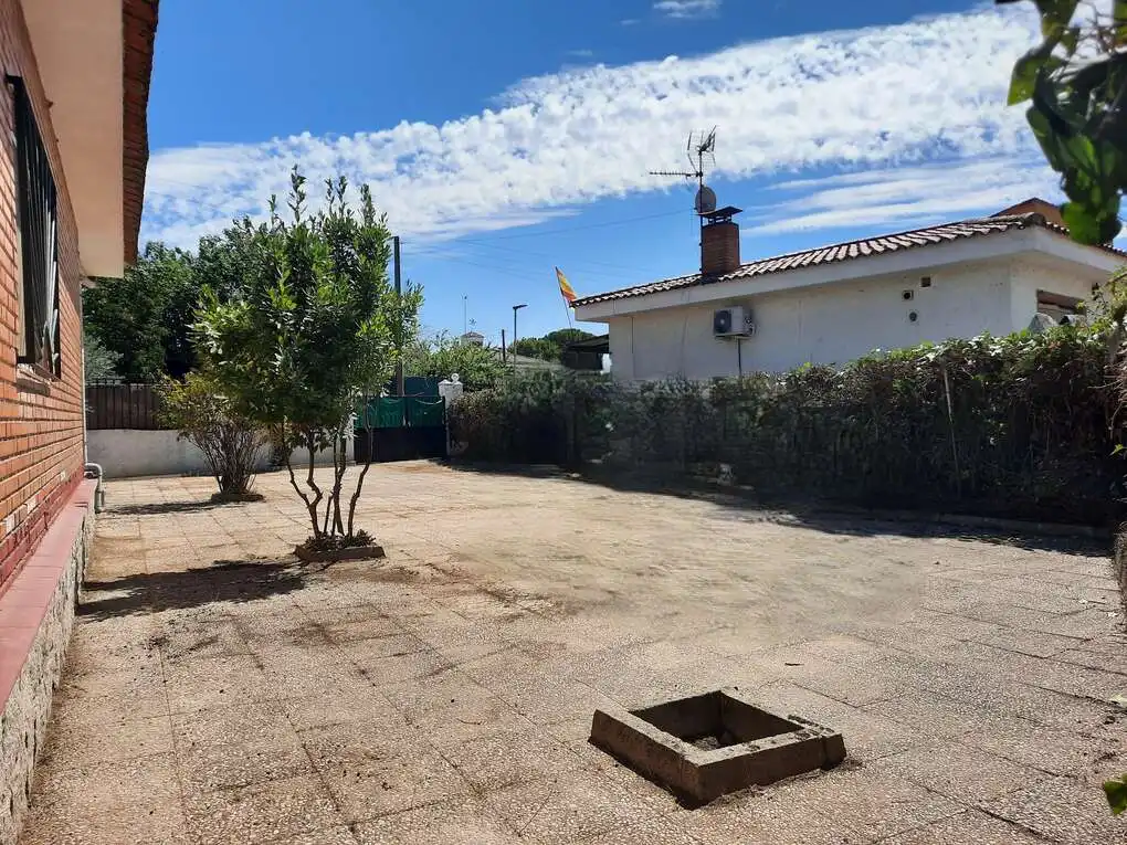 Jardín de Casa o chalet en venta en Escalona con Calefacción, Jardín privado y Trastero