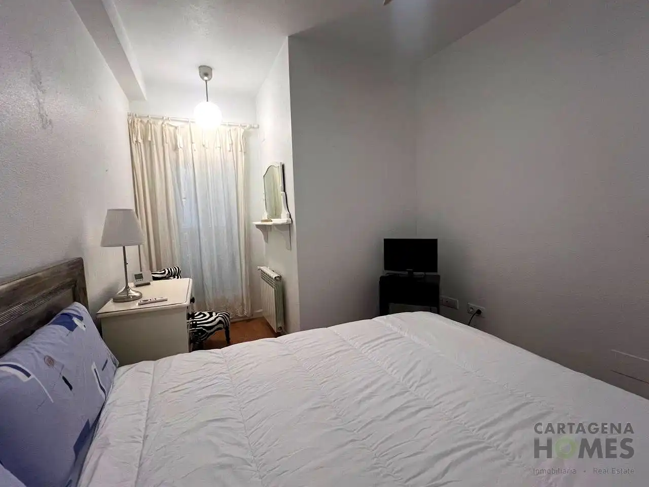 Habitación de Piso de alquiler en Cartagena con Calefacción, Parquet y Amueblado