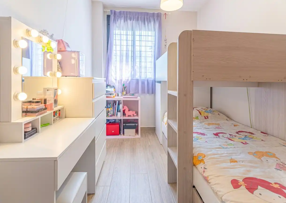 Bedroom of Flat for sale in Vélez-Málaga  with Air Conditioner, Terrace and Community pool