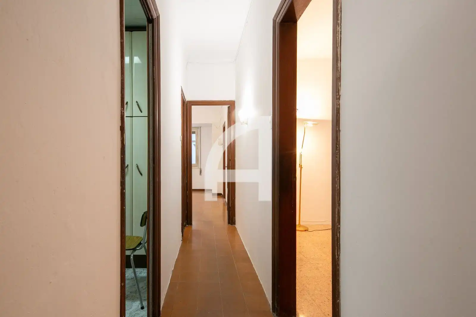 Wohnung zum Verkauf in L'Hospitalet de Llobregat mit Terrasse und Balkon