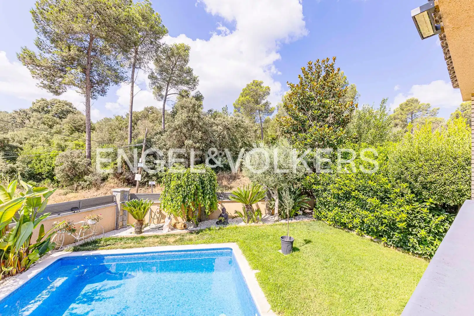 Garden of Houses for sale in Sant Vicenç Dels Horts  with Heating, Storage room and Swimming Pool