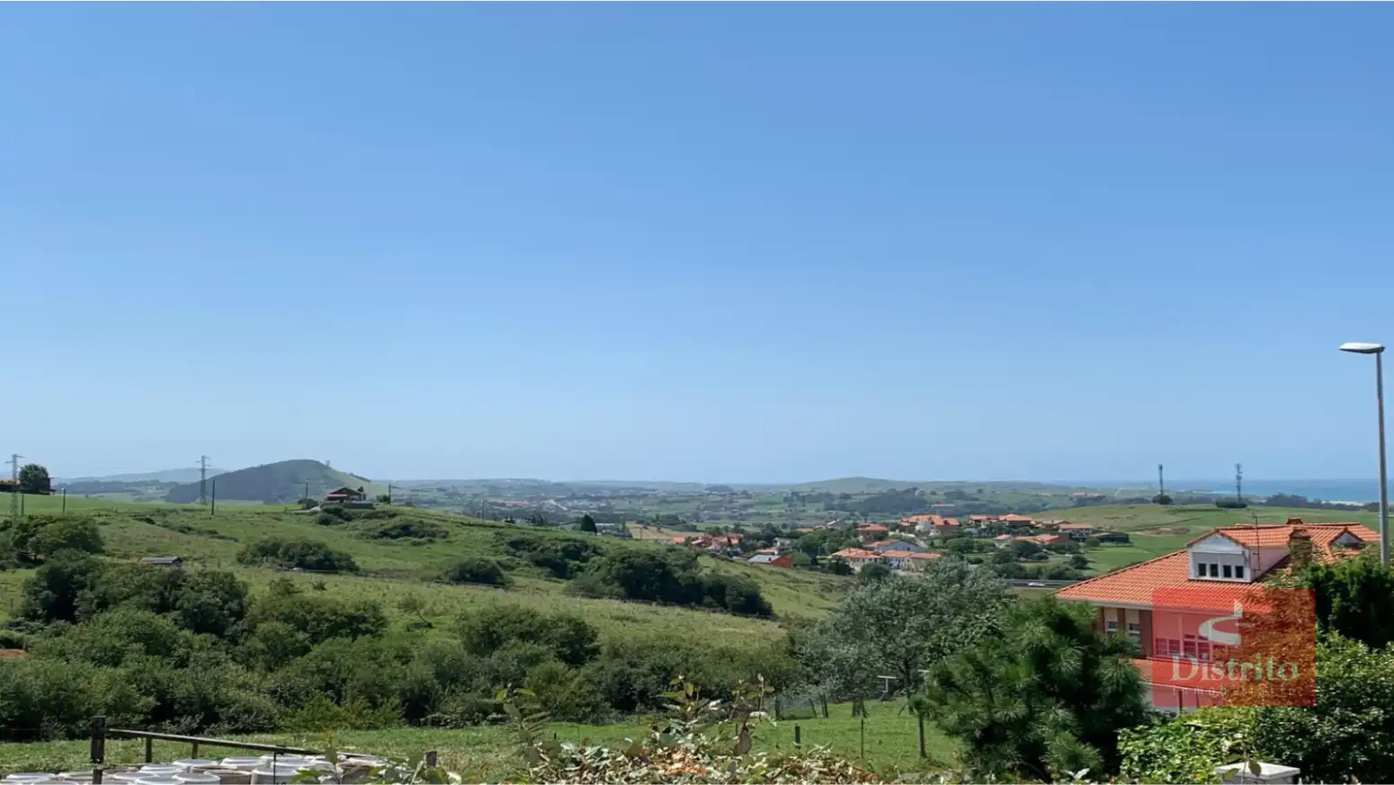 Einfamilien-Reihenhaus zum Verkauf in Piélagos mit Heizung, Privatgarten und Terrasse