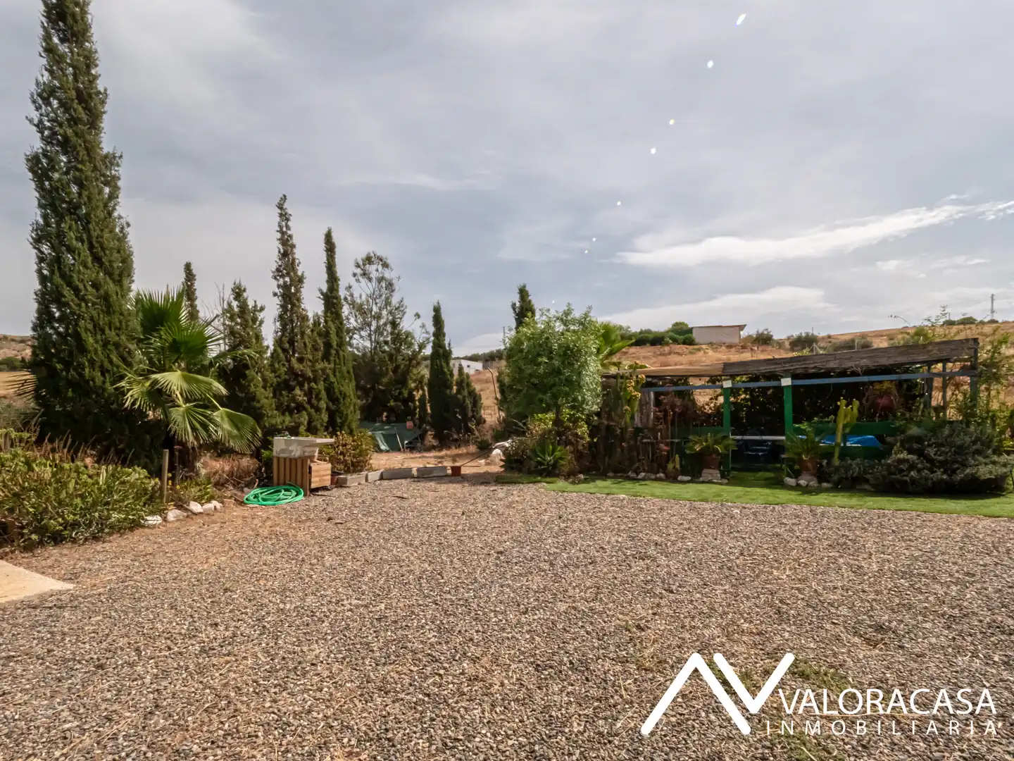 Jardí de Finca rústica en venda en Pizarra amb Moblat