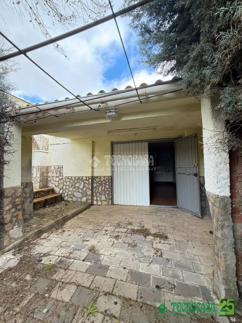Casa o chalet en venta en Villar de Cañas con Calefacción, Piscina y Amueblado