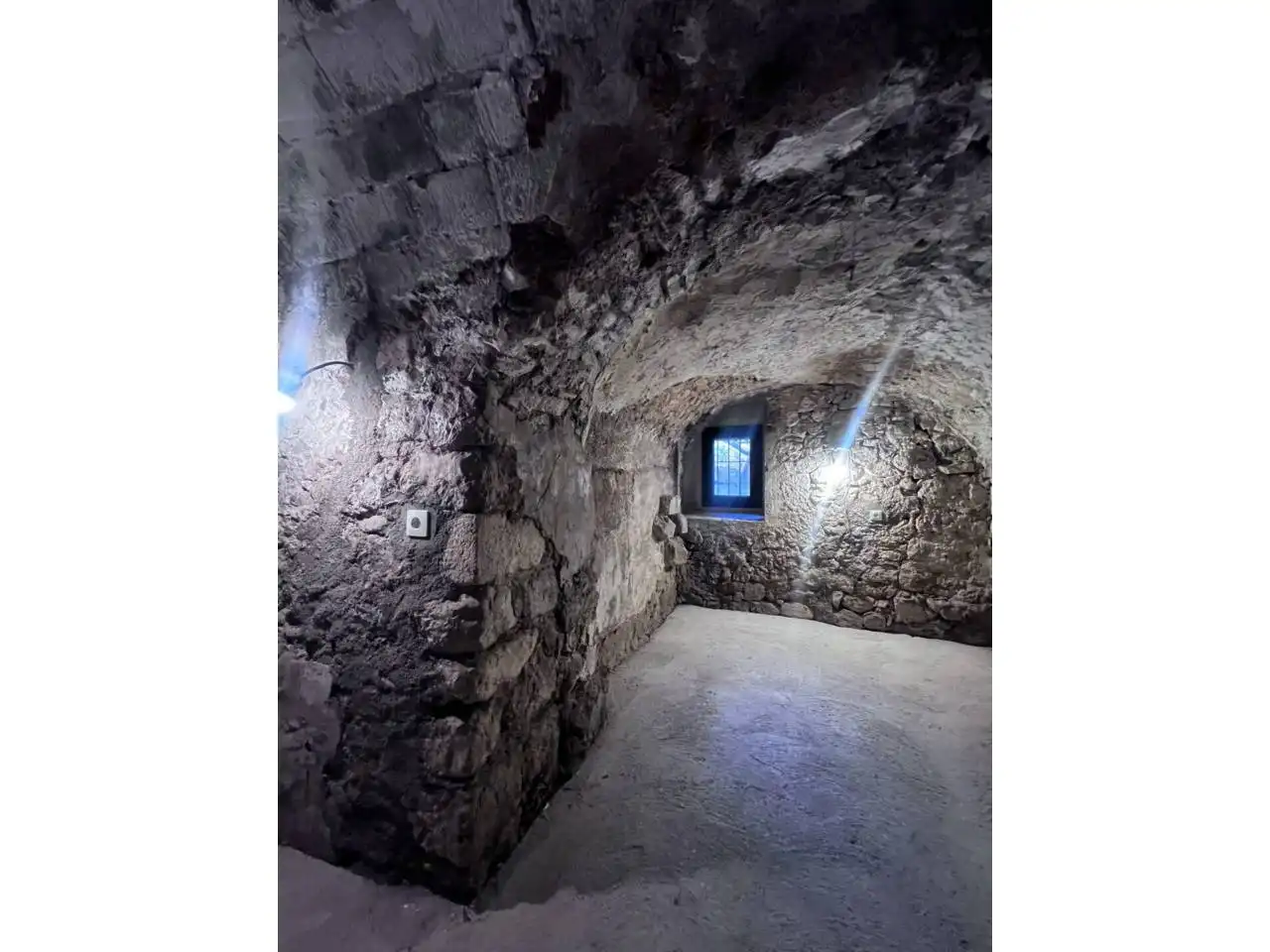 Casa adosada de alquiler en Avinyonet de Puigventós con Aire acondicionado, Calefacción y Jardín privado