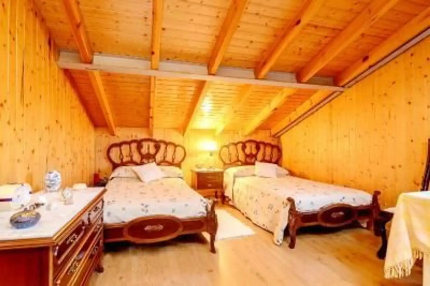 Bedroom of Houses for sale in Bimenes  with Heating, Private garden and Parquet flooring