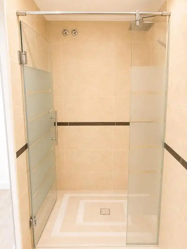 Bathroom of Flat for sale in Benalmádena  with Air Conditioner, Heating and Terrace