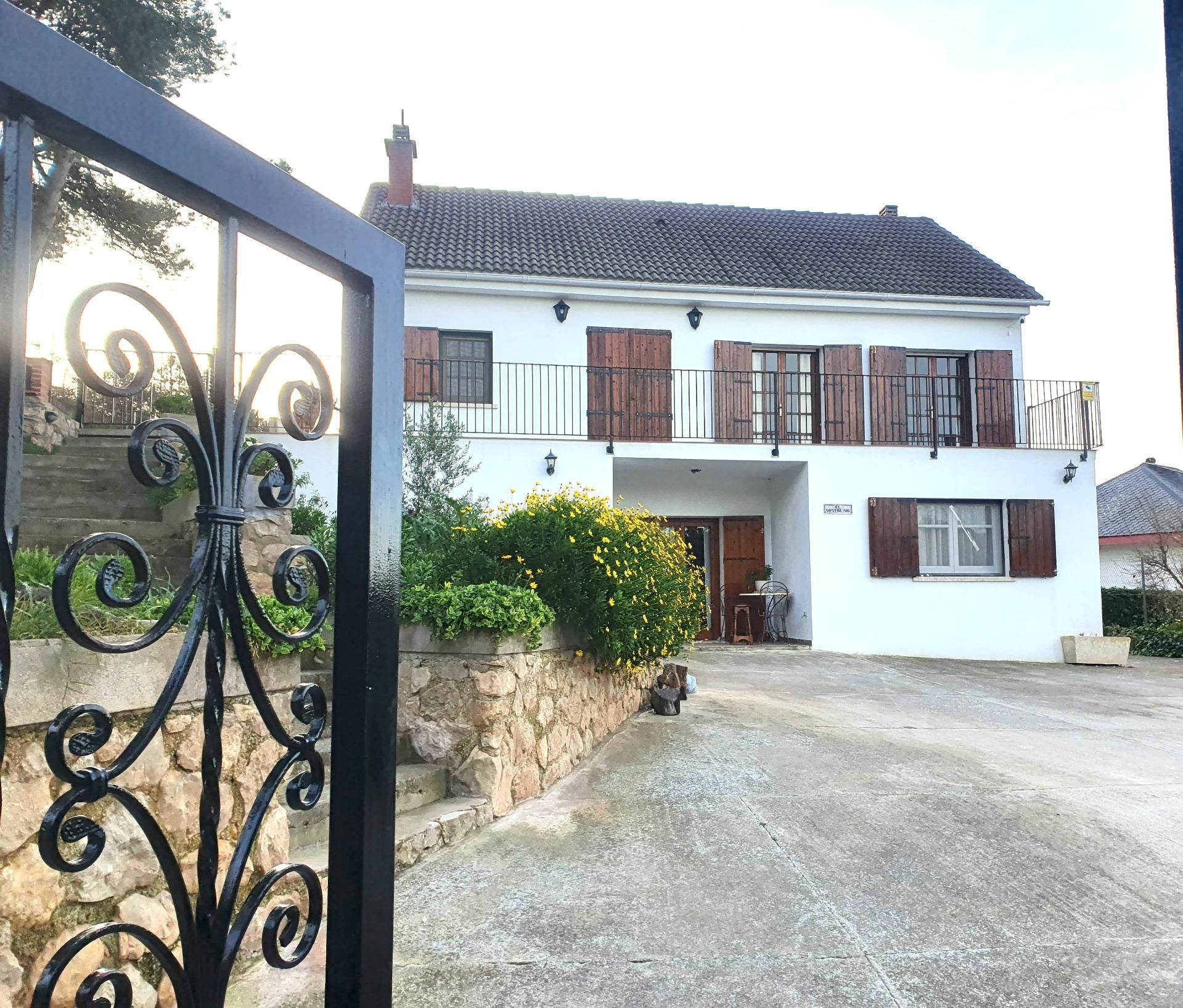 Vista exterior de Casa o xalet en venda en El Montmell amb Jardí privat i Traster