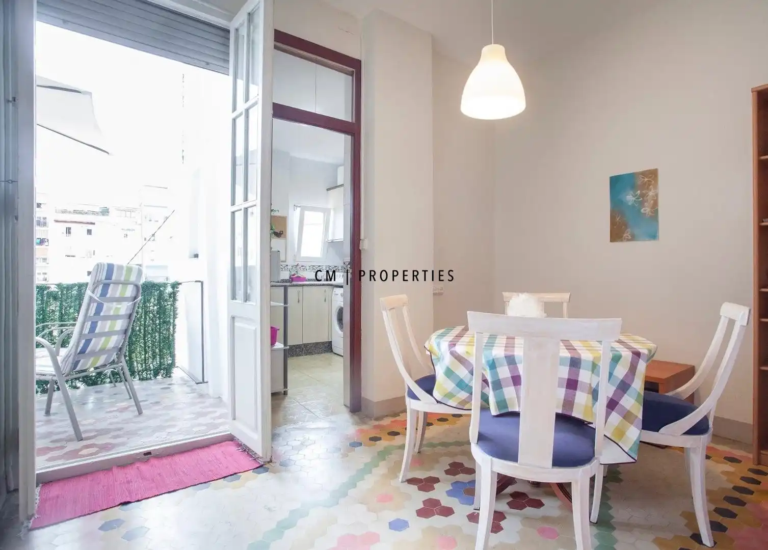 Exterior view of Flat for rent in  Valencia Capital  with Air Conditioner, Heating and Terrace