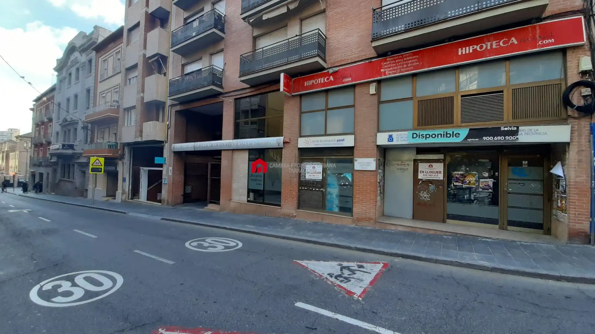 Vista exterior de Local de alquiler en  Tarragona Capital