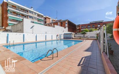 Schwimmbecken von Wohnung zum verkauf in Sant Boi de Llobregat mit Klimaanlage