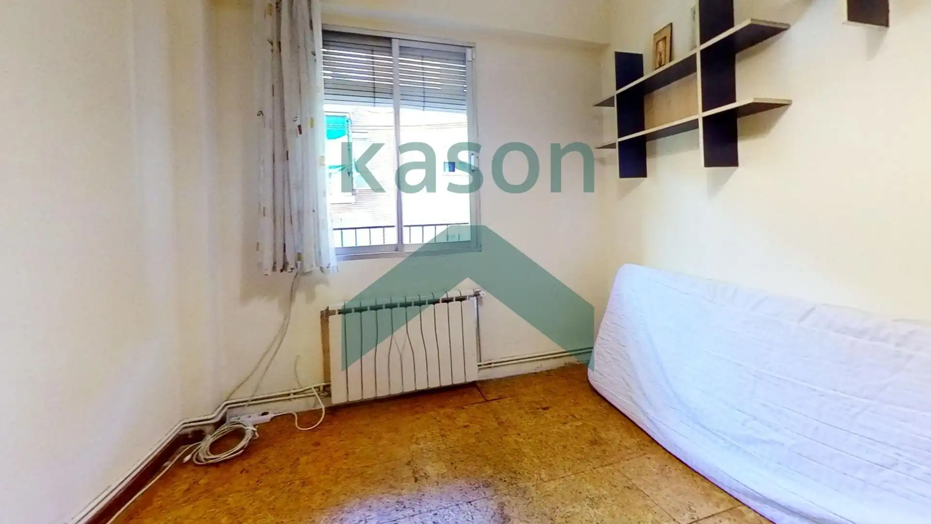 Habitación de Piso en venta en Madrid con Calefacción, Terraza y Trastero