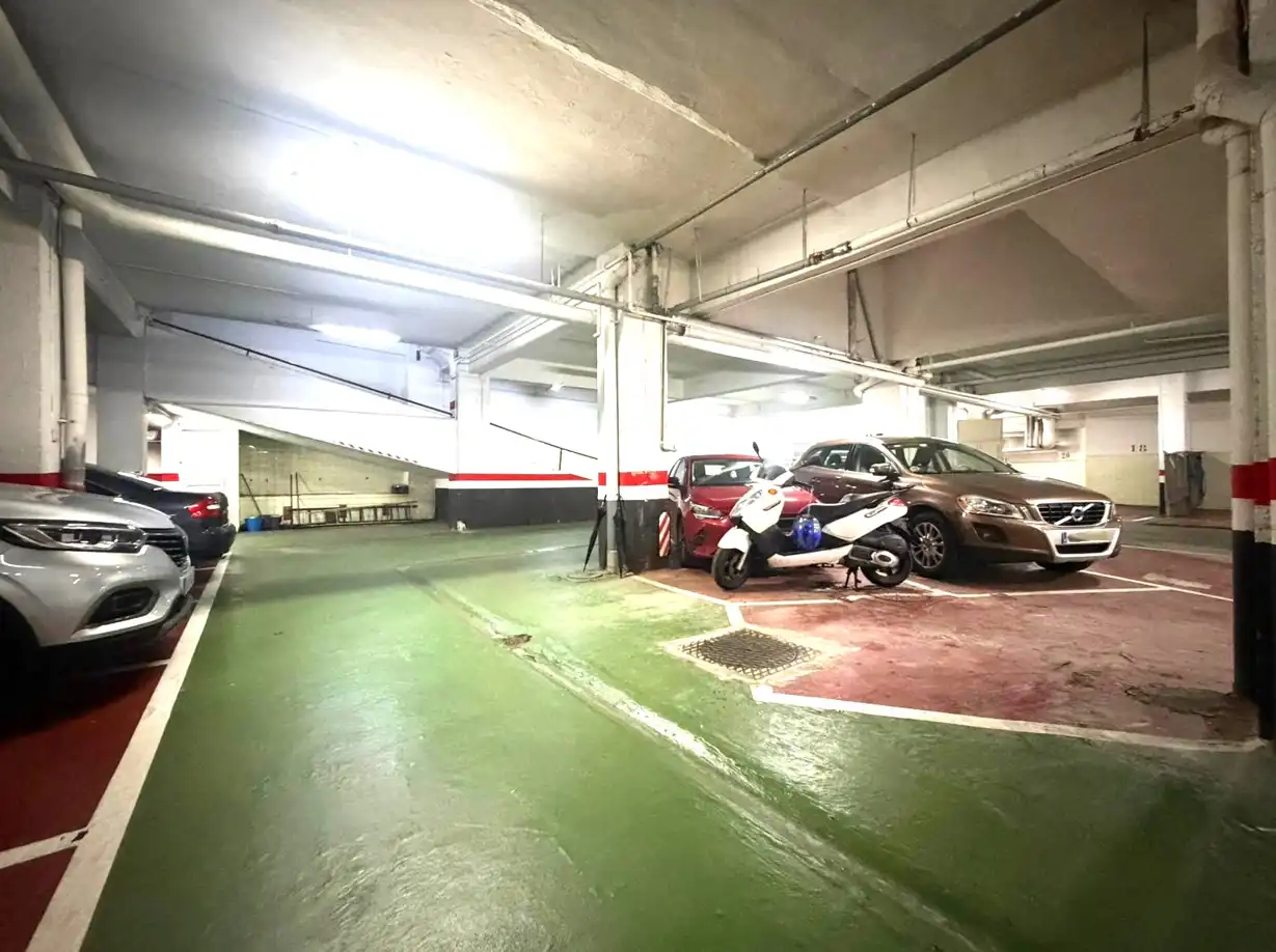 Parking de Garaje en venta en Bilbao 