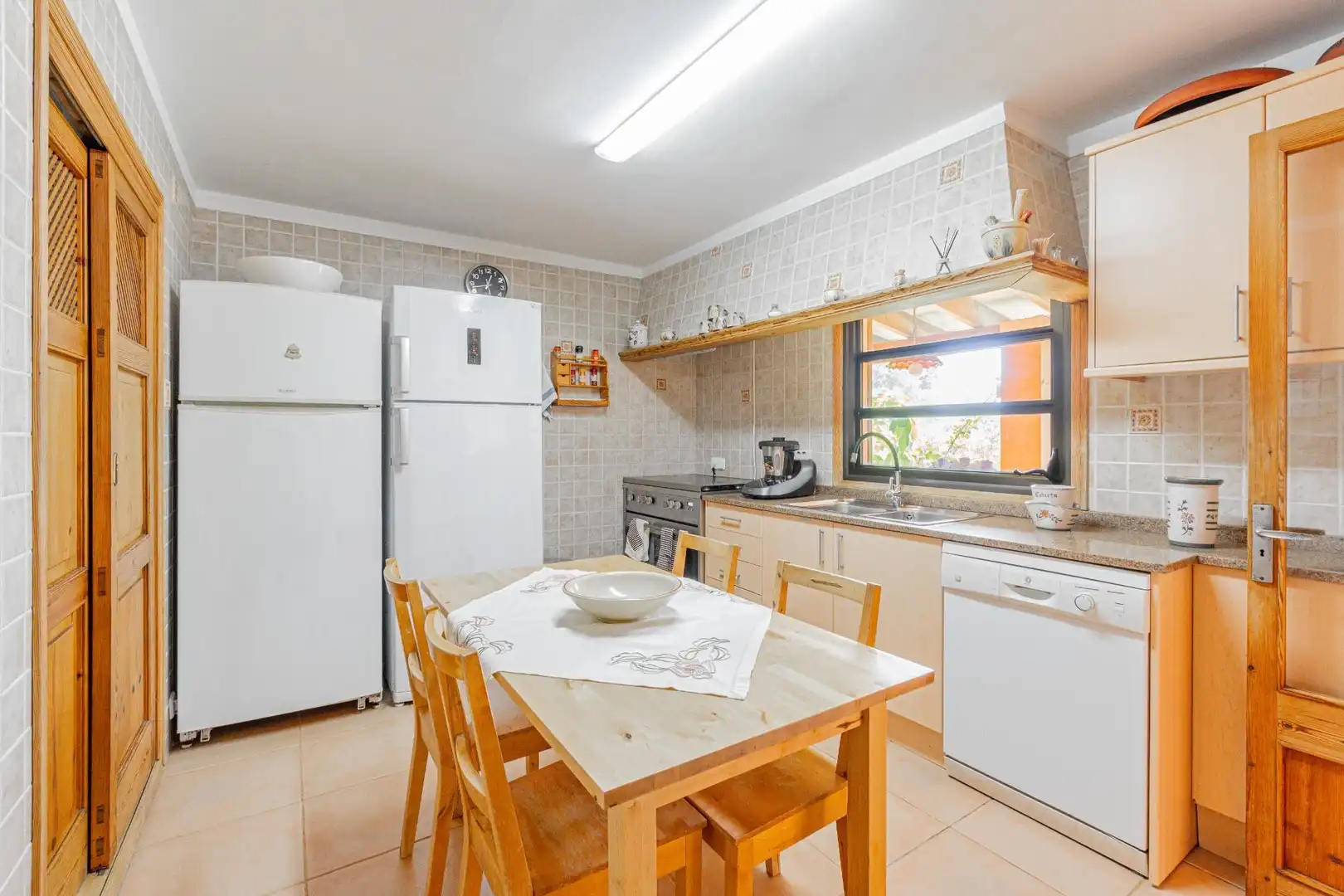 Cuina de Casa o xalet en venda en Pollença amb Aire condicionat, Jardí privat i Terrassa
