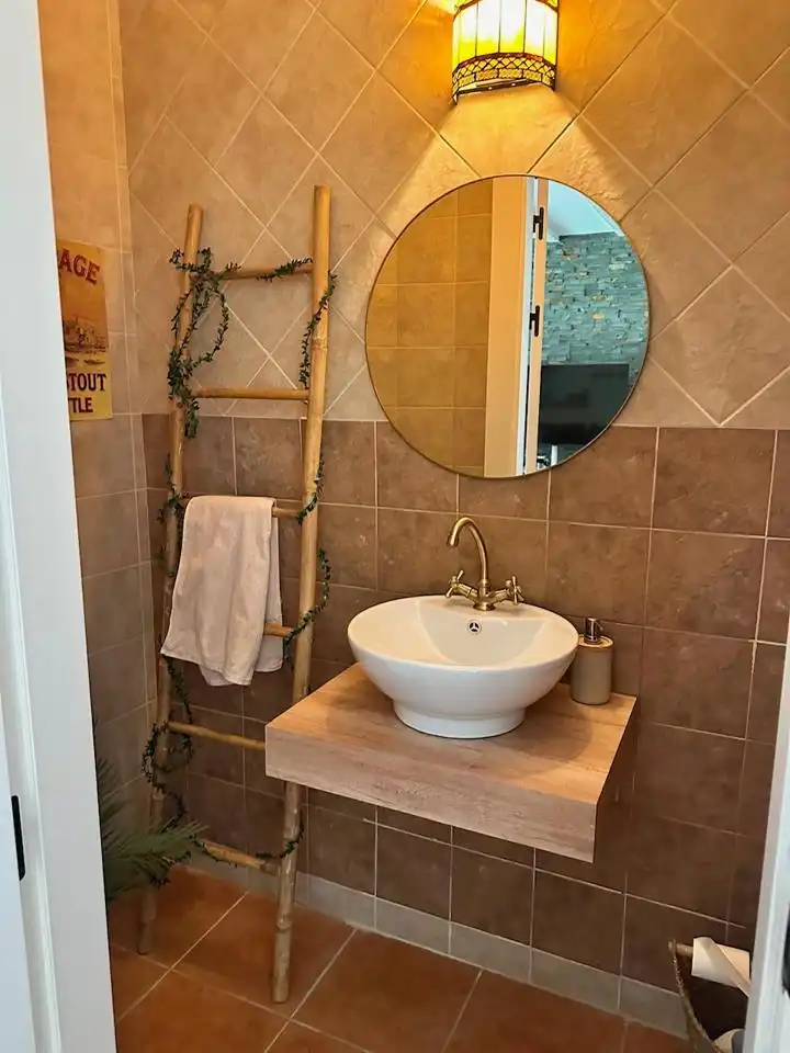 Bany de Casa o xalet en venda en Zaragoza amb Aire condicionat, Calefacció i Jardí privat