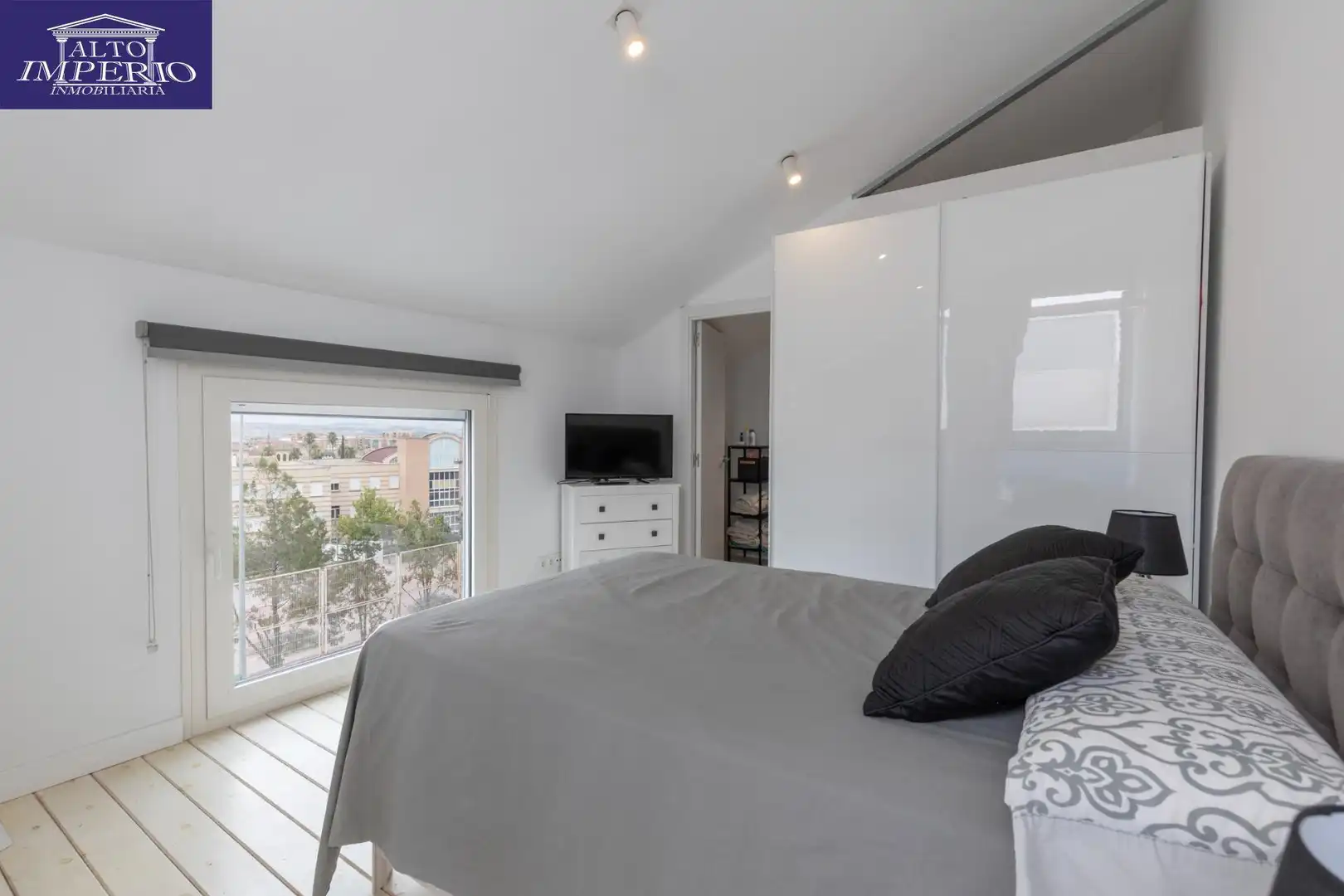 Casa en venda a Genil, imagen 6