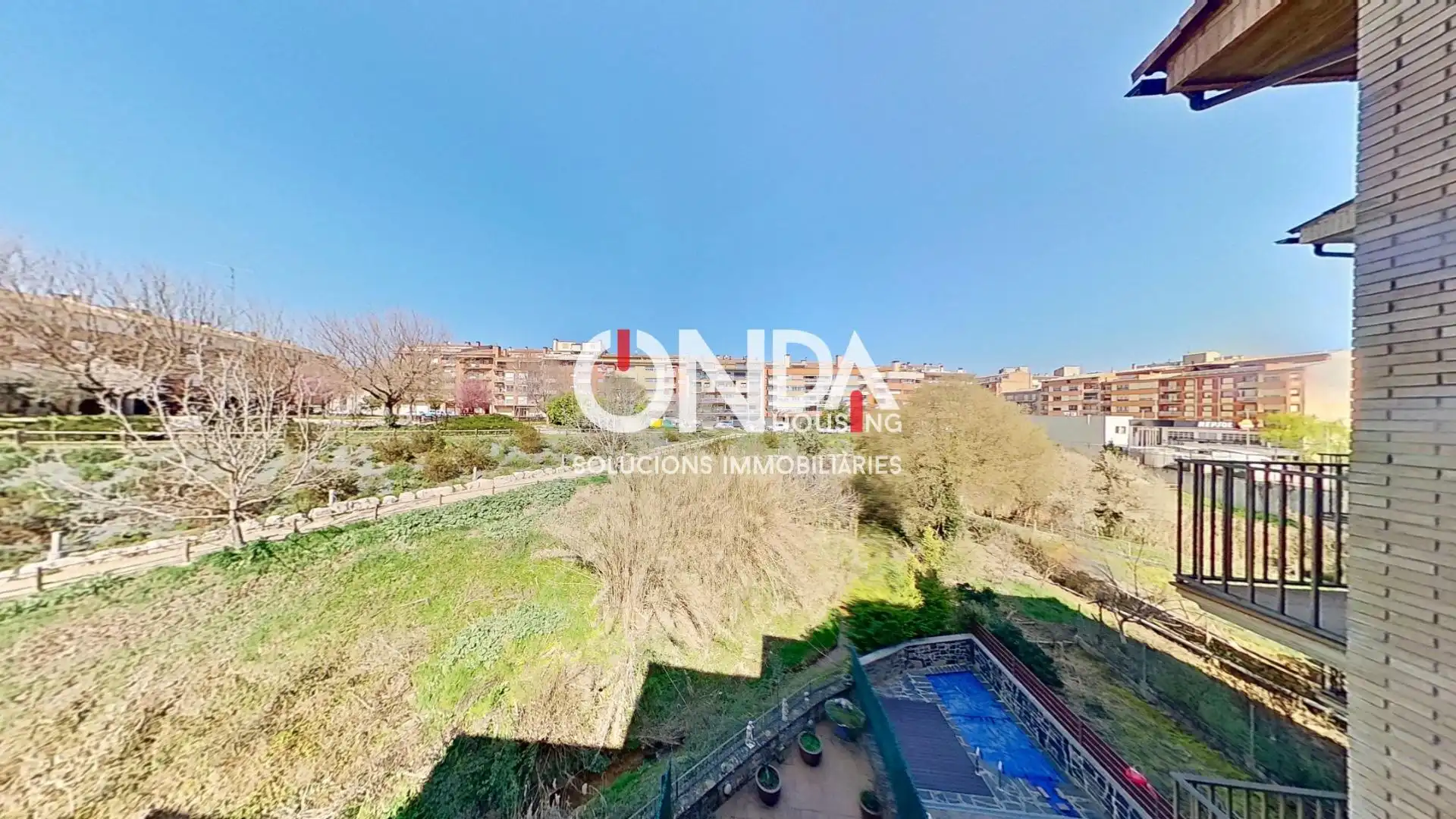 Vista exterior de Casa adosada en venta en Tremp con Calefacción, Terraza y Trastero