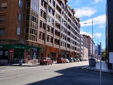 Pis amb ascensor en venda a Santa Marina - Polígono