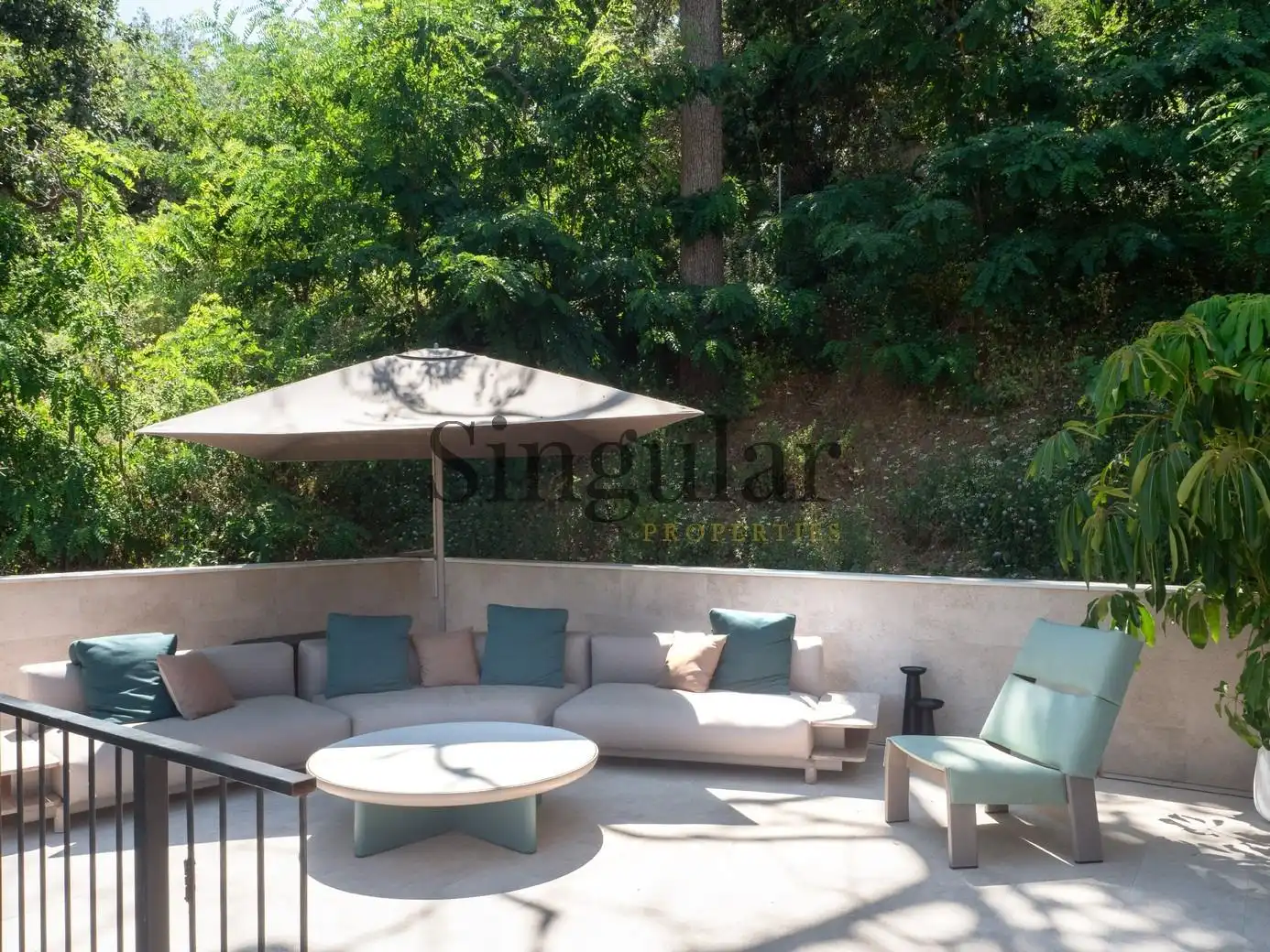 Terrassa de Casa o xalet en venda en Sant Cugat del Vallès amb Aire condicionat, Calefacció i Jardí privat