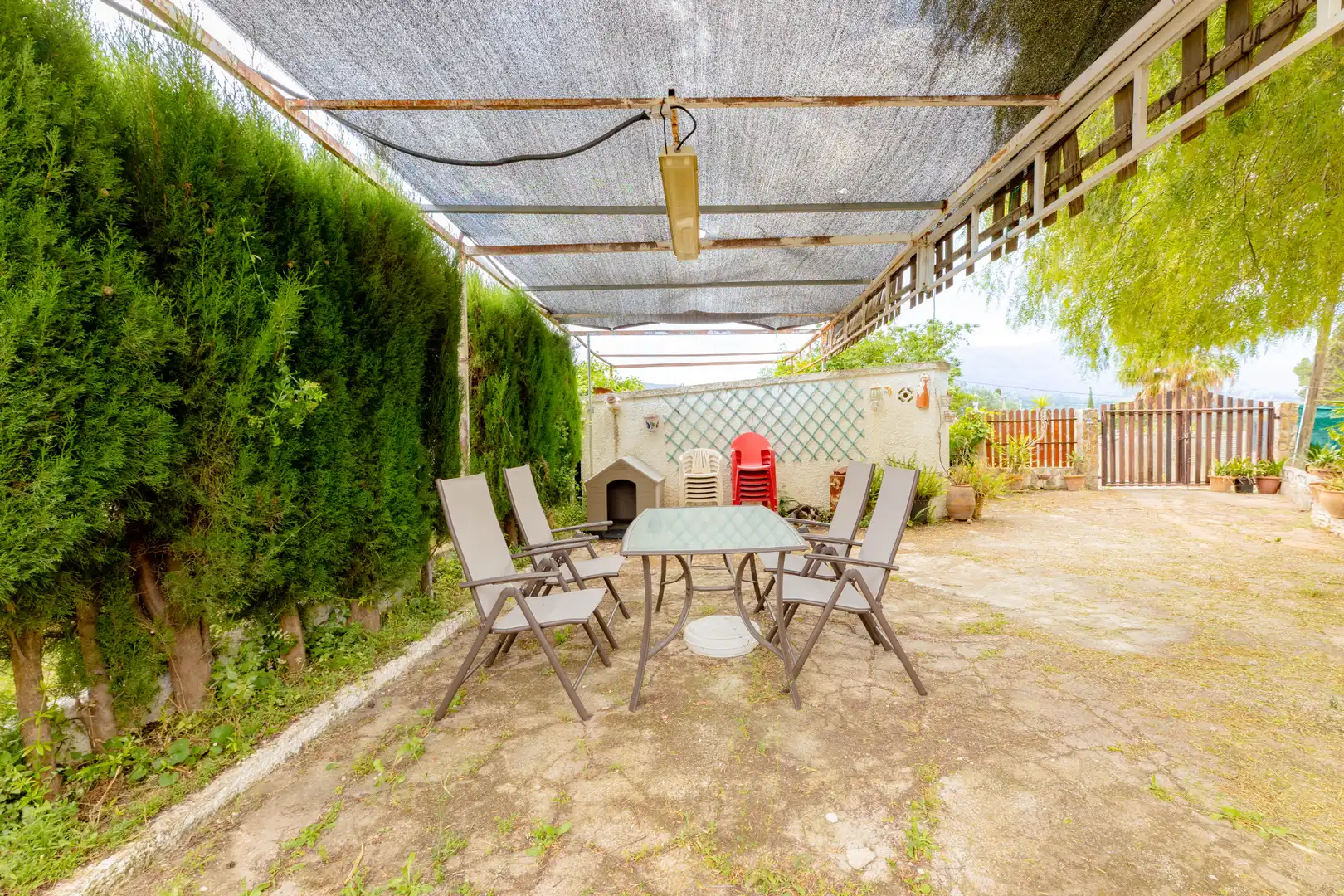Terrasse von Einfamilien-Reihenhaus zum Verkauf in Alcalalí mit Klimaanlage