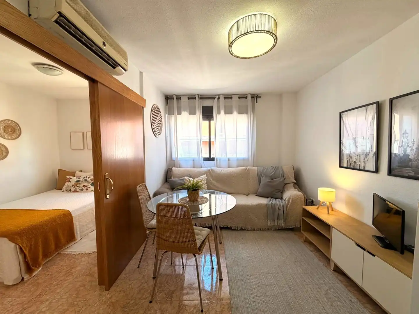 Sala d'estar de Apartament de lloguer en Murcia amb Aire condicionat, Moblat i Rentadora
