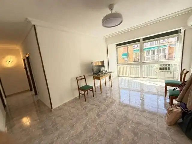 Sala de estar de Piso de alquiler en Murcia con Aire acondicionado, Calefacción y Amueblado