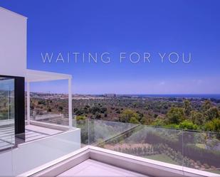 Terrace of House or chalet for sale in Marbella  with Air Conditioner, Private garden and Swimming Pool