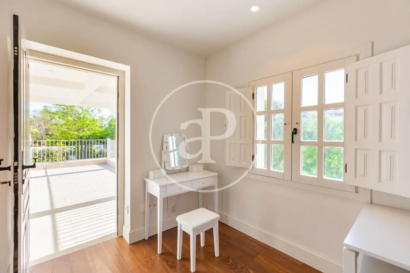 Houses for rent in Madrid  with Air Conditioner, Heating and Private garden