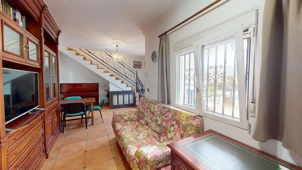 Sala d'estar de Casa o xalet en venda en L'Alfàs del Pi amb Jardí privat, Terrassa i Traster