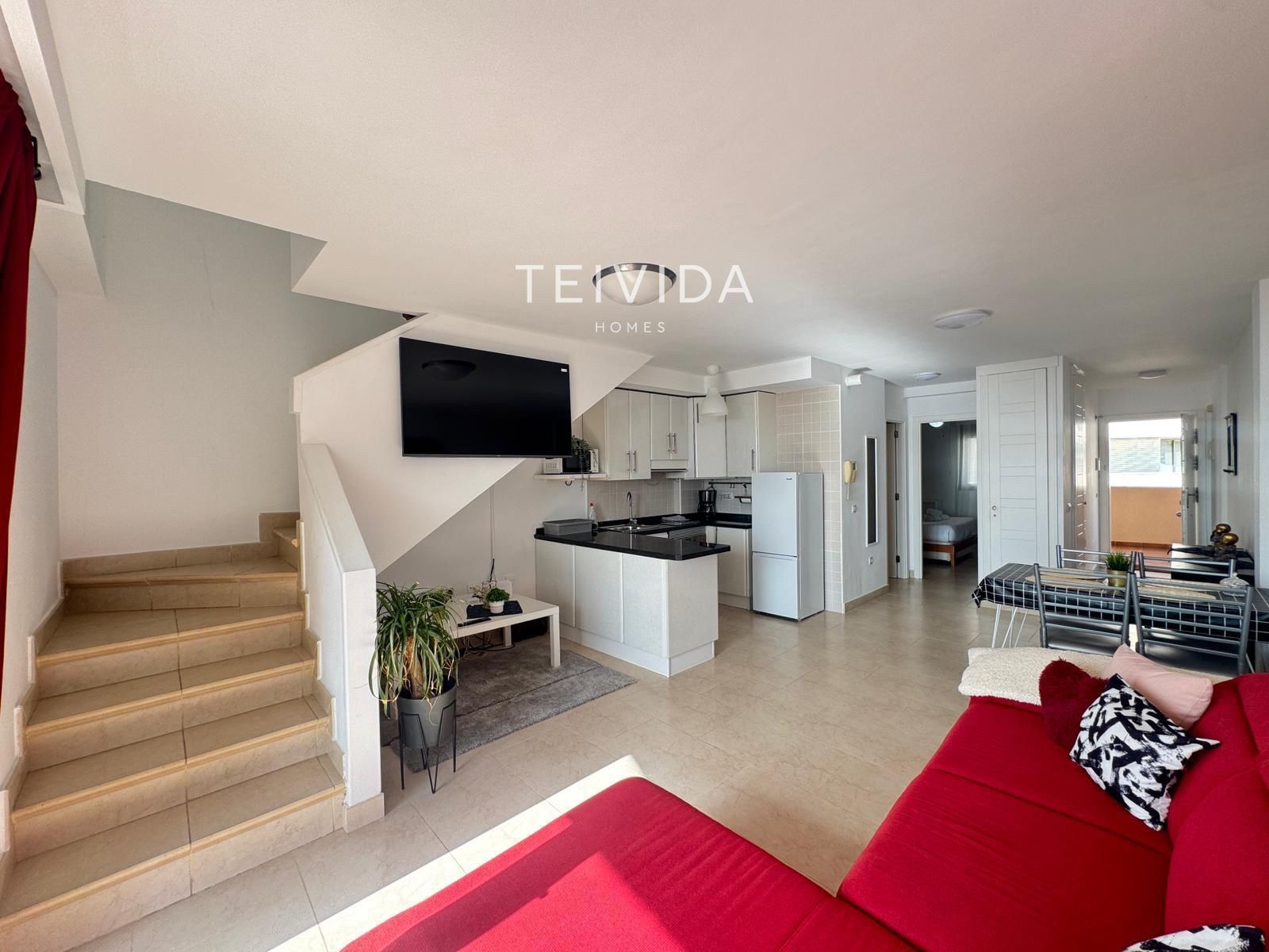 Sala d'estar de Àtic de lloguer en Arona amb Terrassa, Piscina i Moblat