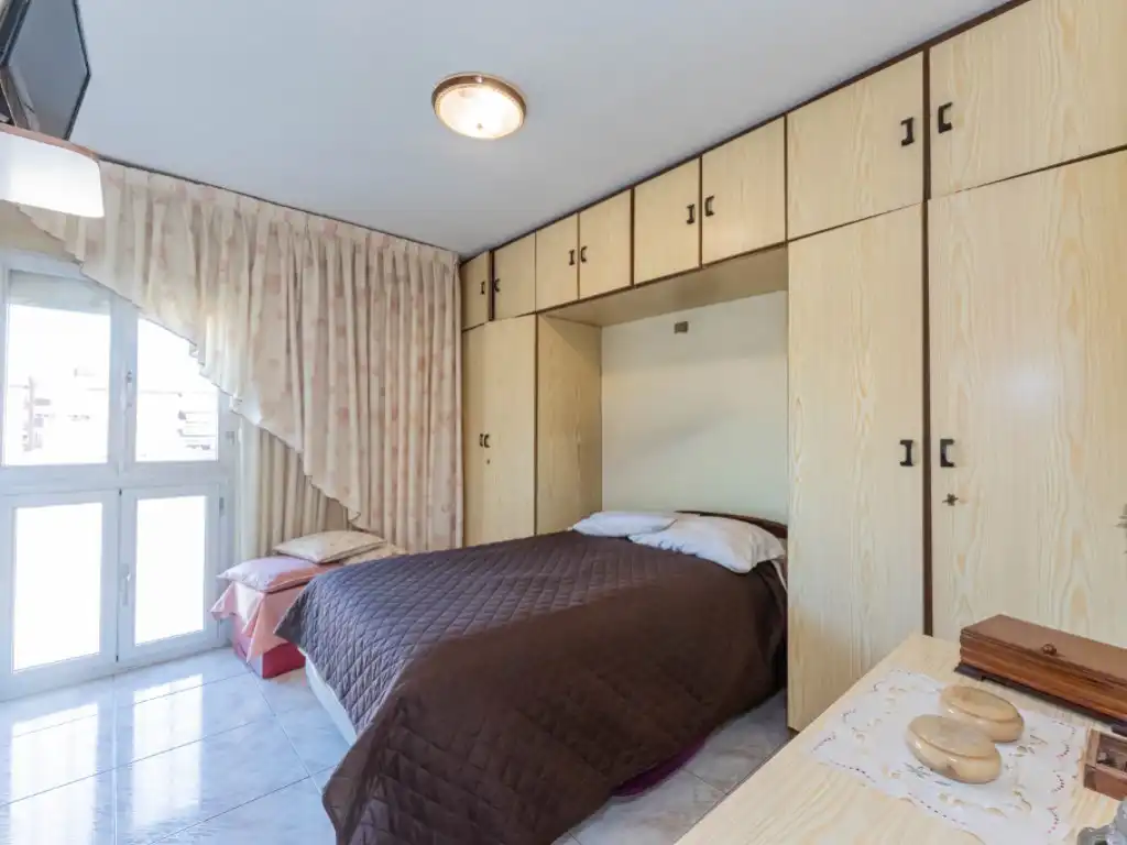 Dormitori de Apartament en venda en Barcelona