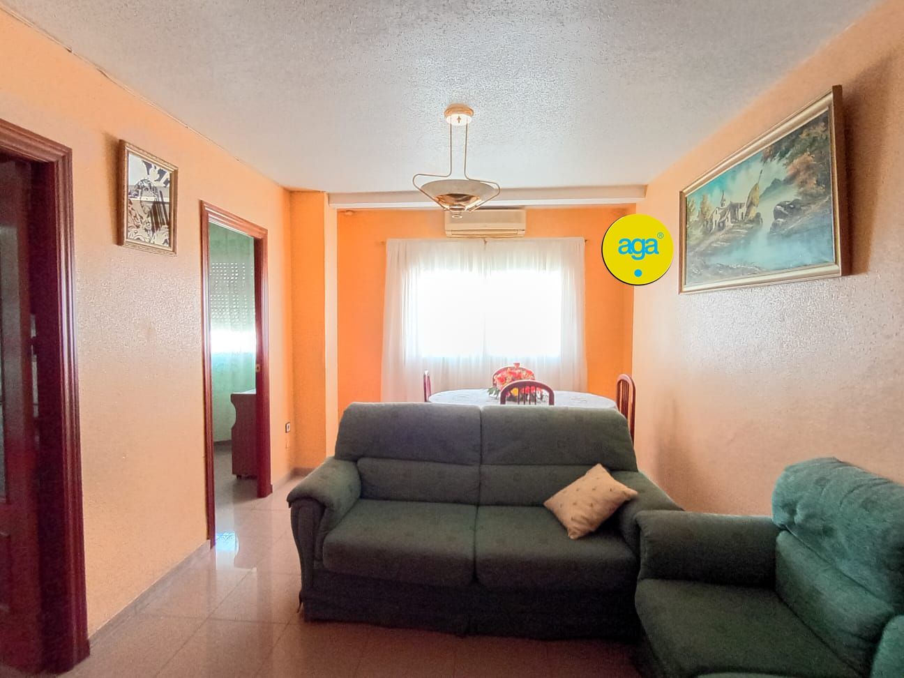Habitación de Piso de alquiler en  Jaén Capital con Aire acondicionado, Terraza y Amueblado