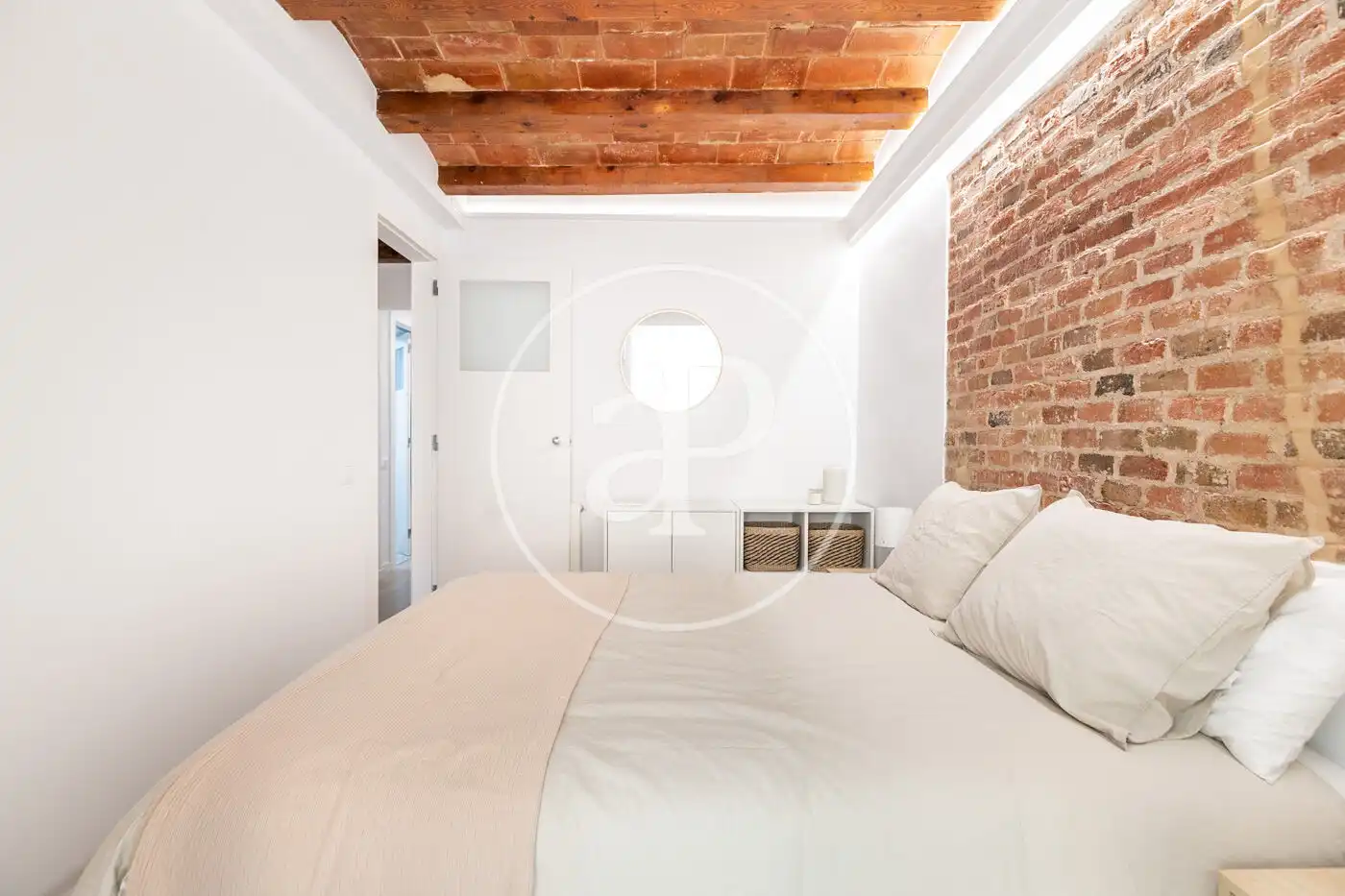 Schlafzimmer von Wohnung zum Verkauf in Barcelona mit Klimaanlage, Heizung und Terrasse