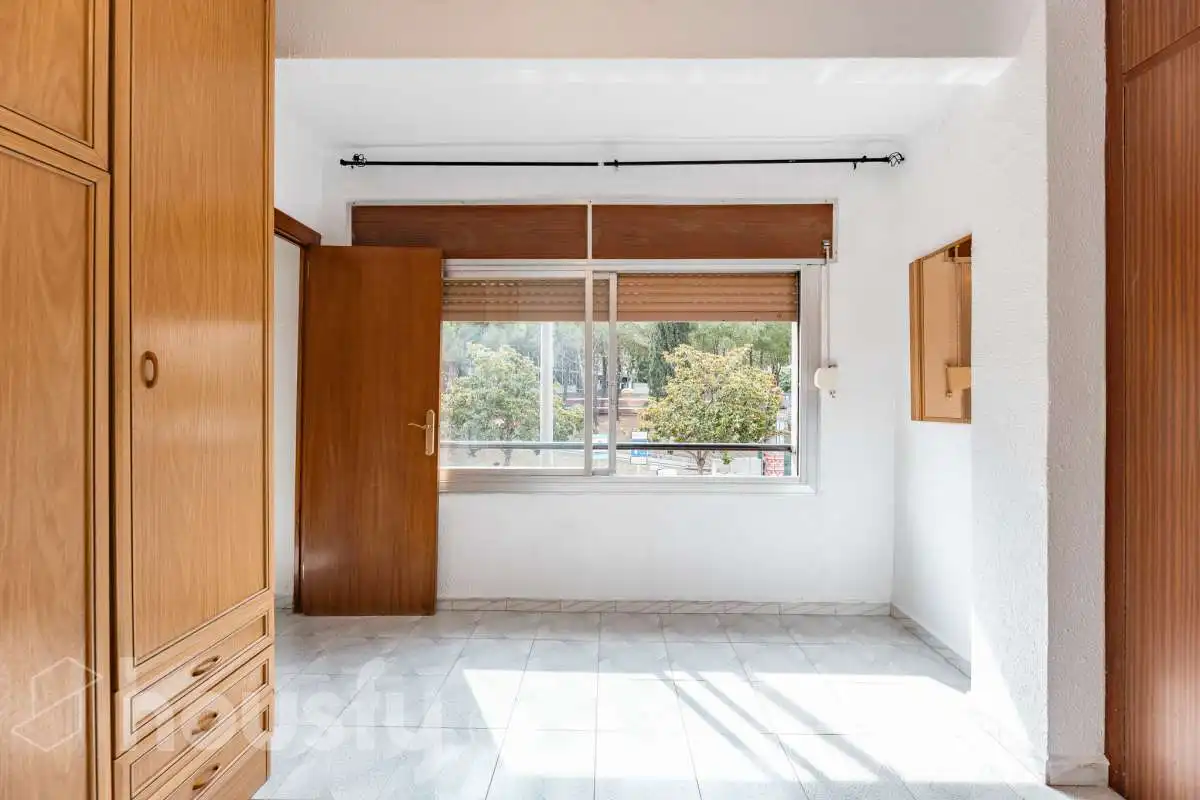 Bedroom of Flat for sale in Cornellà de Llobregat  with Air Conditioner