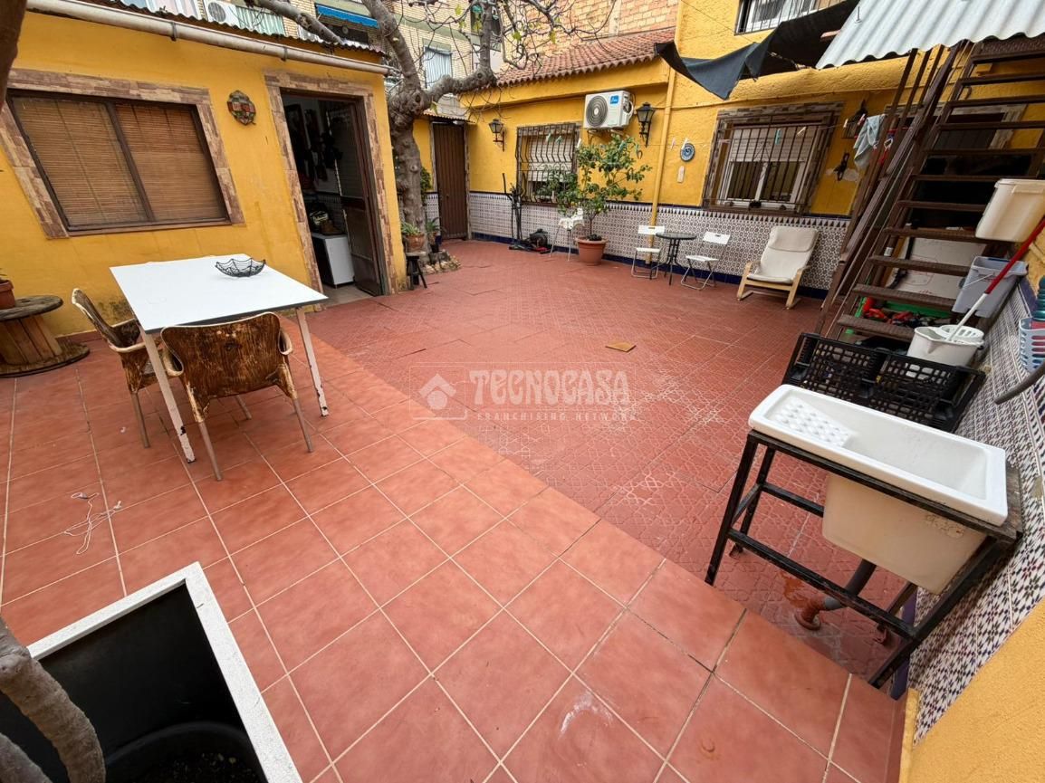 House or chalet for sale in Avda. De los Ogíjares