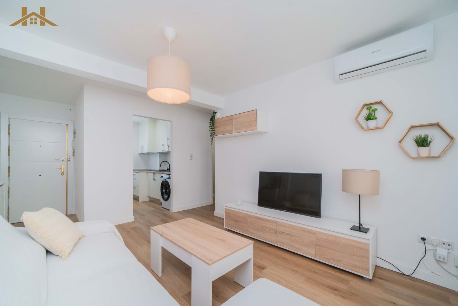 Living room of Flat for sale in Villaviciosa de Odón  with Air Conditioner, Furnished and Oven