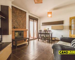 Sala d'estar de Pis en venda en Alcolea amb Terrassa