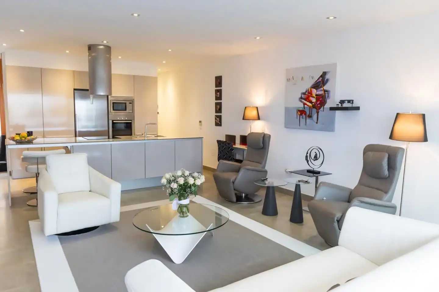 Wohnzimmer von Dachboden zum Verkauf in Adeje mit Klimaanlage, Abstellraum und Möbliert