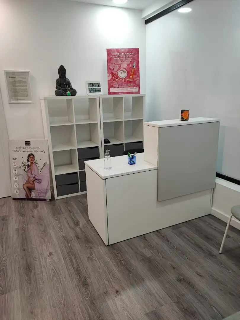 Commercial properties for sale in Alcalá de Henares  with Air Conditioner