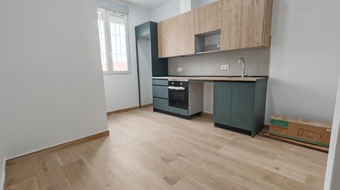 Foto 2 de Piso en venta en Calle de Reinosa, La Serna, Fuenlabrada