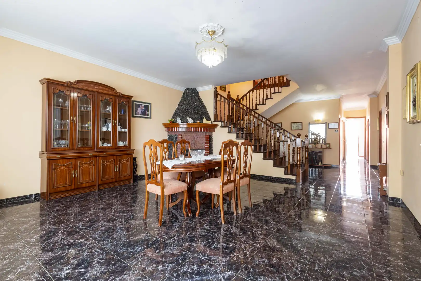Esszimmer von Einfamilien-Reihenhaus zum Verkauf in Los Realejos mit Privatgarten, Terrasse und Abstellraum
