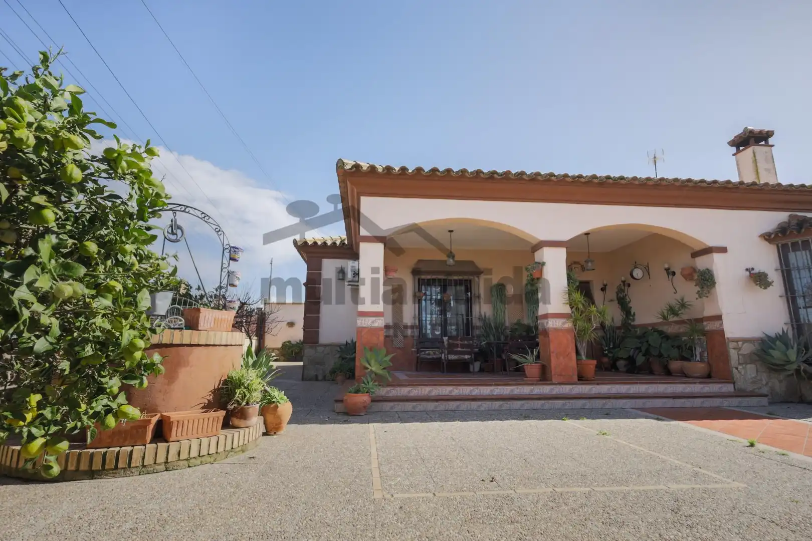 Exterior view of Country homes for sale in Sanlúcar de Barrameda  with Private garden and Storage room