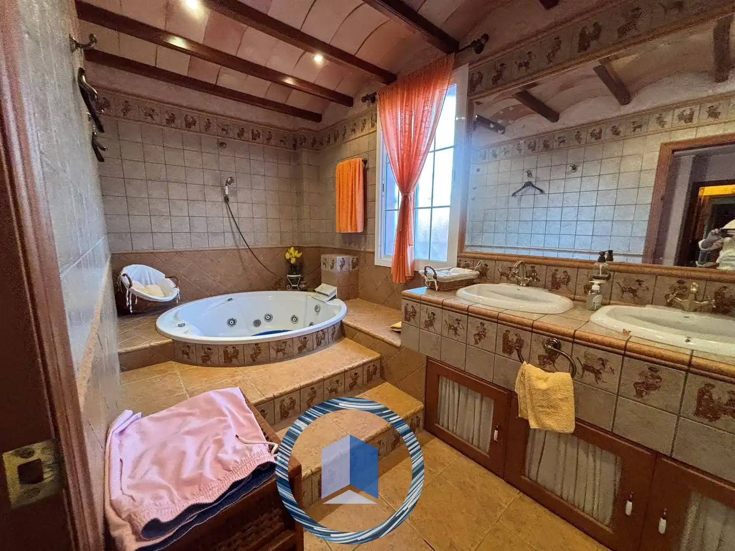Baño de Casa o chalet en venta en Alcalá de Guadaira con Aire acondicionado, Jardín privado y Terraza