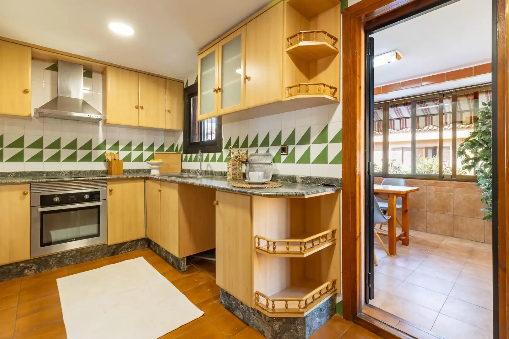 Cocina de Casa adosada en venta en Paterna con Calefacción, Jardín privado y Terraza
