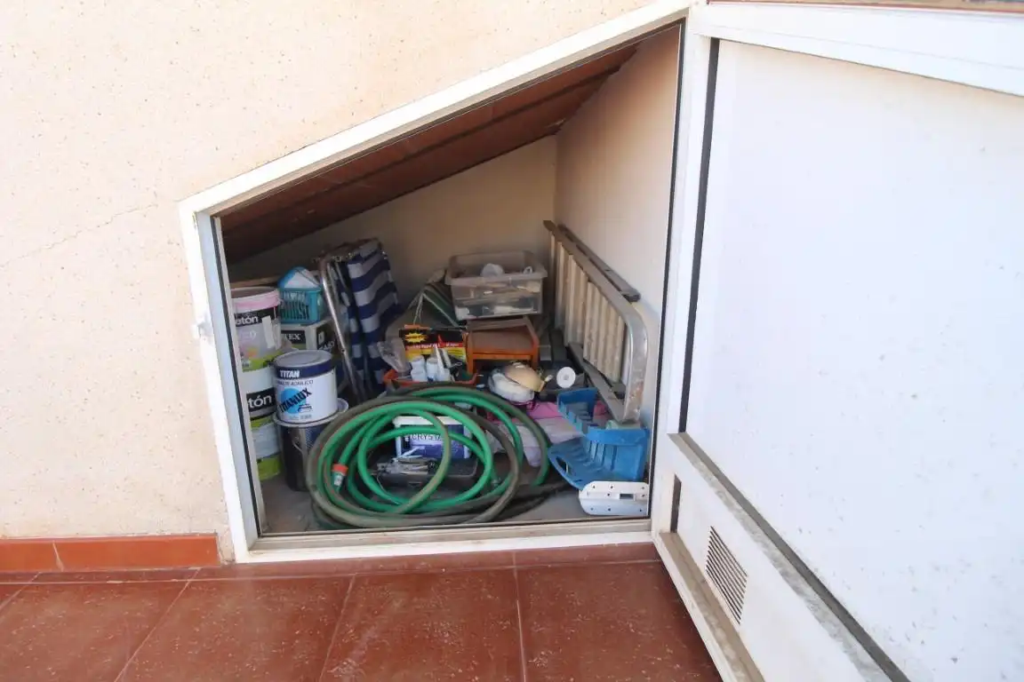 Casa adosada en venda en Orihuela amb Jardí privat, Terrassa i Moblat