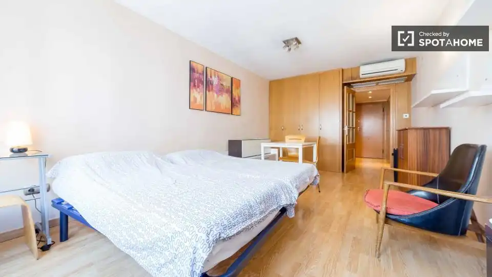 Room in Sant Francesc