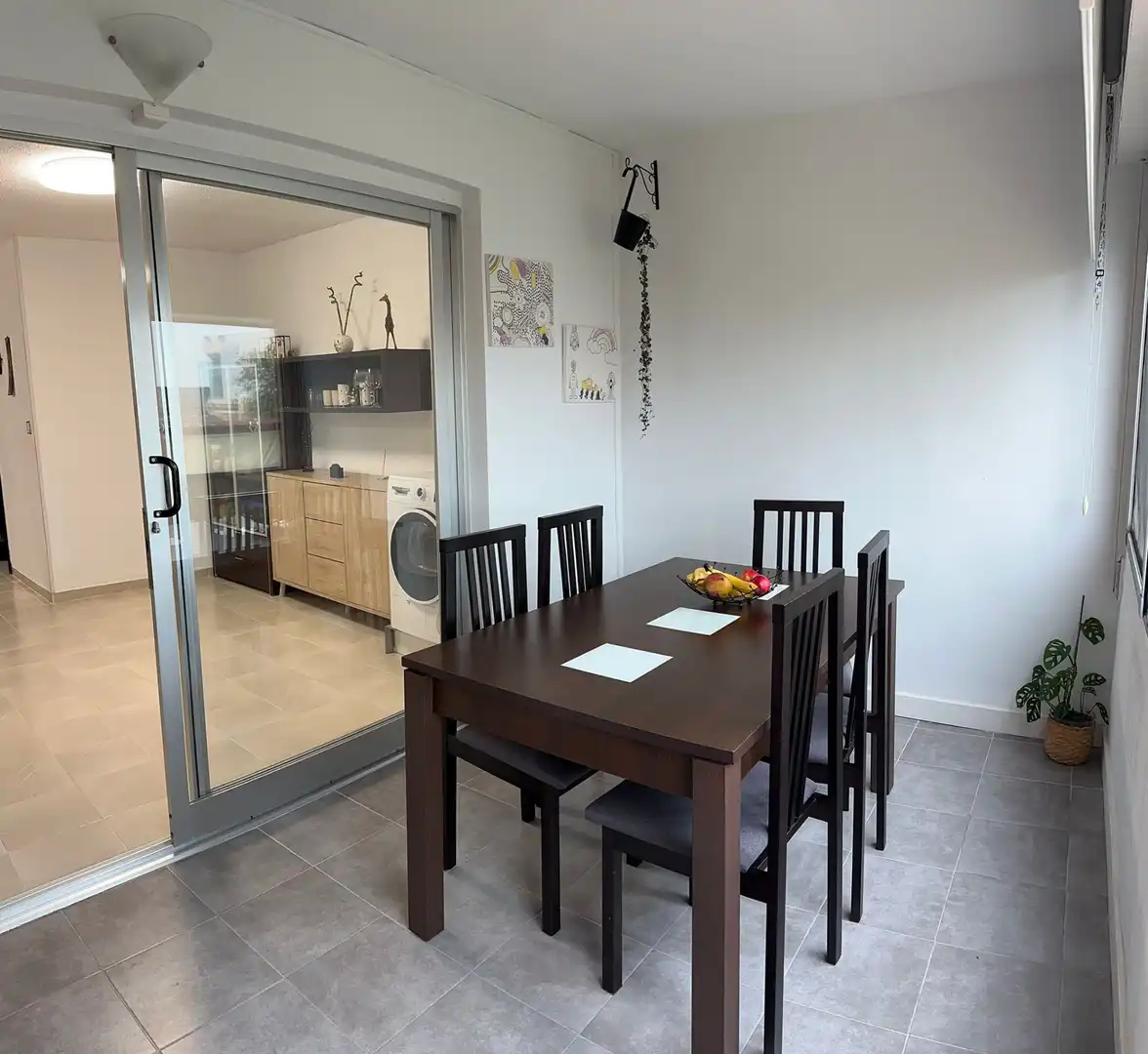Menjador de Apartament de lloguer en Vinaròs amb Aire condicionat, Terrassa i Traster