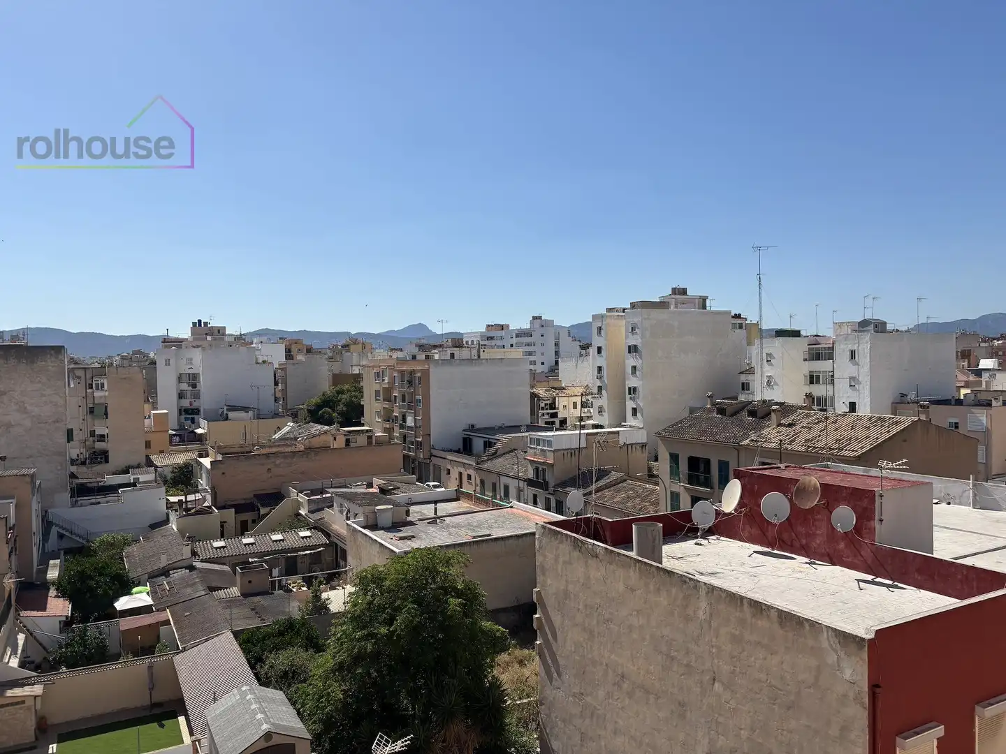 Vista exterior de Pis de lloguer en  Palma de Mallorca amb TV i Balcó