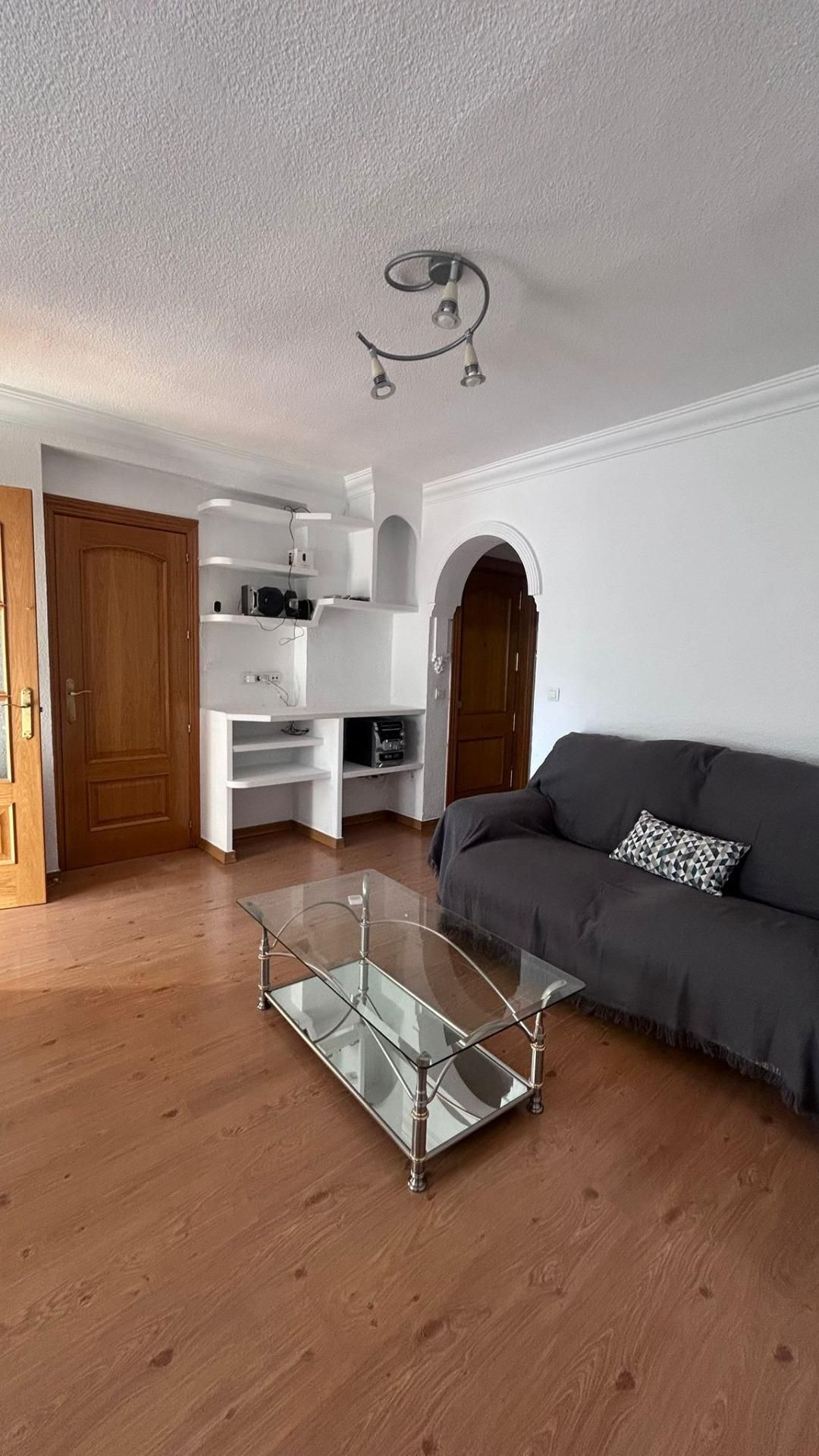 Sala de estar de Piso de alquiler en  Granada Capital